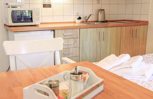 Arnoltice Apartment | Lovely apartment for 2 guests with WIFI, TV and terrace
