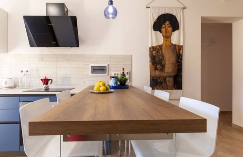 Isolotto Apartment | Lovely apartment for 7 people with A/C, WIFI, TV, balcony and panoramic view