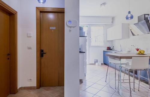 Isolotto Apartment | Lovely apartment for 7 people with A/C, WIFI, TV, balcony and panoramic view