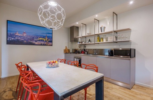 Santissima Annunziata Apartment | Lovely apartment for 6 guests with WIFI, A/C and TV