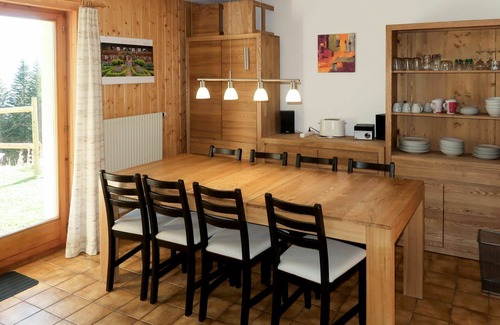 Heremence House | Lovely apartment in villa for 9 guests with WIFI, TV and terrace