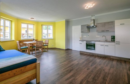 Rassach Apartment | Lovely apartment in Stainz with WiFi