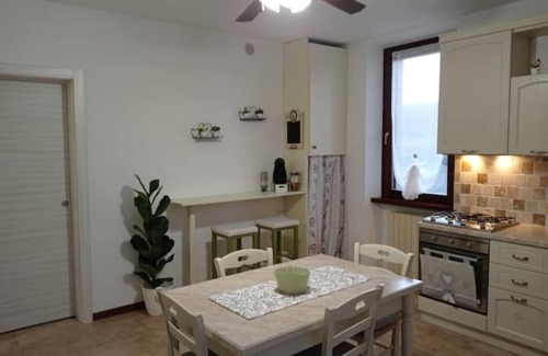 Medole Apartment | Lovely apartment in the center of the village