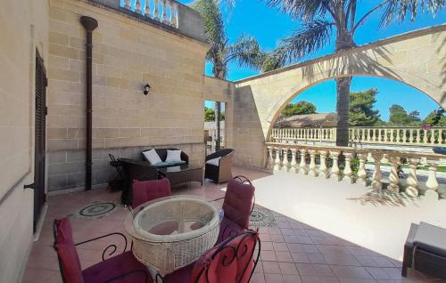 Torricella Apartment | Lovely Apartment In Torricella With Wifi