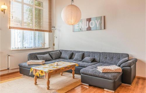 Trennewurth Apartment | Lovely Apartment In Trennewurth