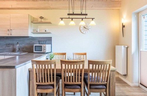 Dagebuell House | Lovely apartment in villa for 5 people with WIFI, TV, terrace and parking