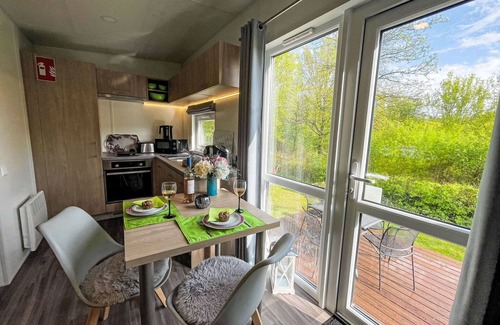 Wemding House | Lovely apartment in villa for 4 people with WIFI, A/C, TV, terrace and pets allowed