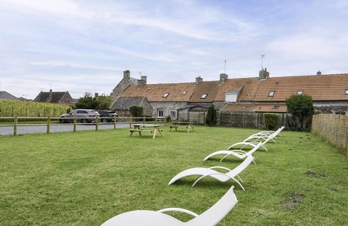 Pirou House | Lovely apartment in villa for 4 guests with WIFI and pets allowed