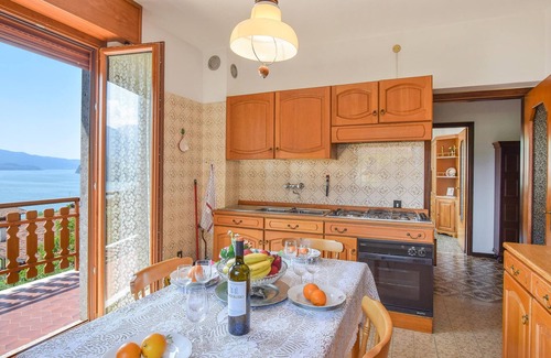 Zorzino Apartment | Lovely apartment in Riva di Solto