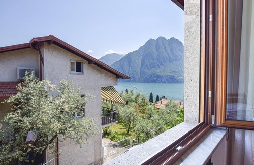 Zorzino Apartment | Lovely apartment in Riva di Solto