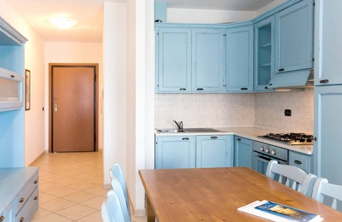 San Vincenzo Apartment | Lovely apartment for 6 people with WIFI, A/C, pool, TV, terrace, pets allowed and parking