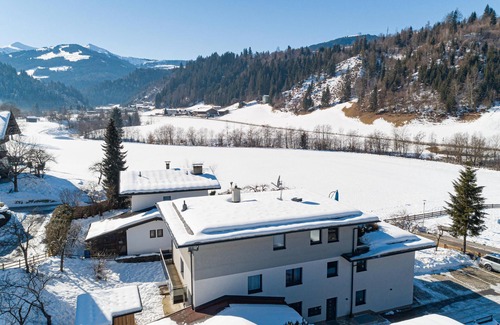 Hopfgarten im Brixental Apartment | Lovely apartment with garden and close to the ski lift