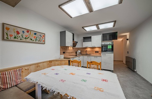 Hopfgarten Markt Apartment | Lovely apartment among the Alps