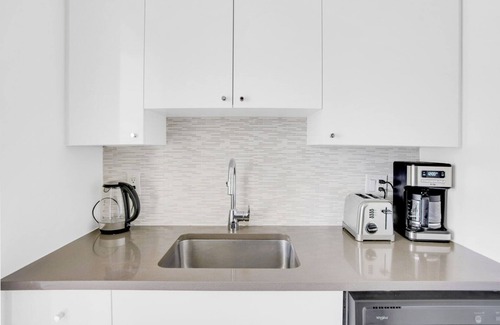 Prudential - St. Botolph Apartment | Lovely Back Bay 1BR, by Blueground