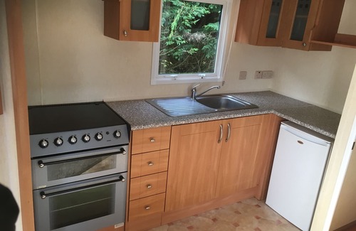 Shanklin House | Lovely Caravan in the heart of the Isle of Wight! (family owned)