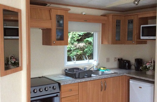 Shanklin House | Lovely Caravan in the heart of the Isle of Wight! (family owned)