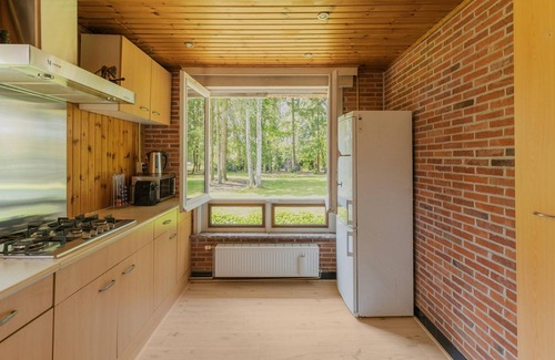 Oud-Turnhout House | Lovely chalet in Arendonk with terrace