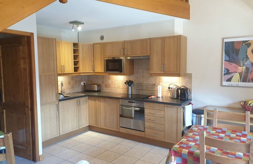 Morzine Apartment | Lovely comfortable apartment near the centre of Morzine with big balcony.