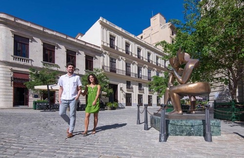 St. Catharines House | Lovely comfy modern home