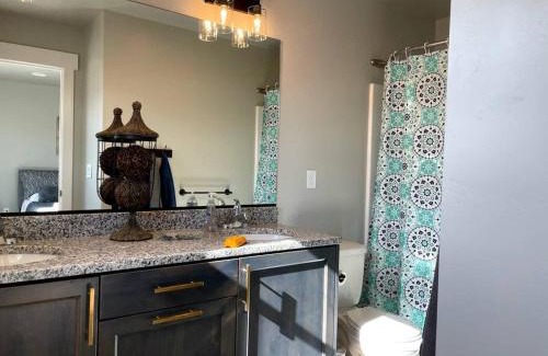 Garden City Apartment | Lovely Condo! W/free recreational vehicle parking