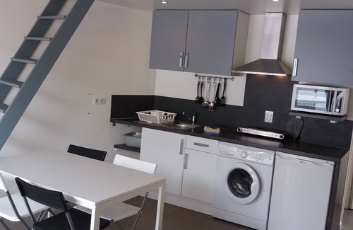 La Madeleine Apartment | Lovely contemporary studio near the beach (6)