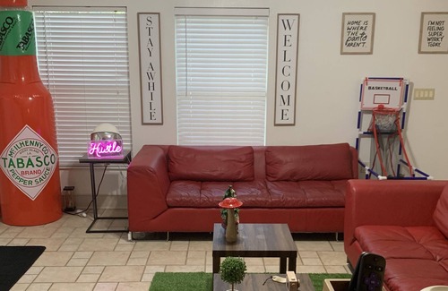 Lake Davis - Greenwood Villa | Lovely Downtown spacious one Bedroom Loft