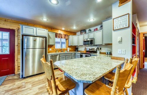 Bear Basin Estates Cabin | Lovely, family-friendly home w/firepit & gas grill - close to Bear Basin