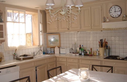 Lambesc House | Lovely family house in the Provence countryside, swimming pool and large garden