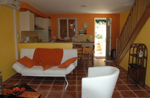 Lagorce Apartment | Lovely gîte in the south of the ardeche with large picnic area, bbq.