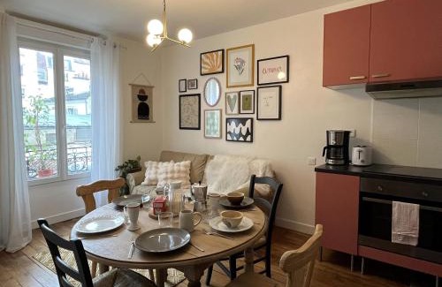 Plaisance Apartment | Lovely haussmannian flat in Montparnasse