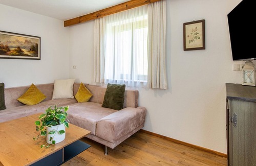 Hart im Zillertal House | Lovely holiday home in Hart im Zillertal with garden