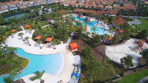 Loughman House | Lovely home 15 min to Disney at Solterra Resort