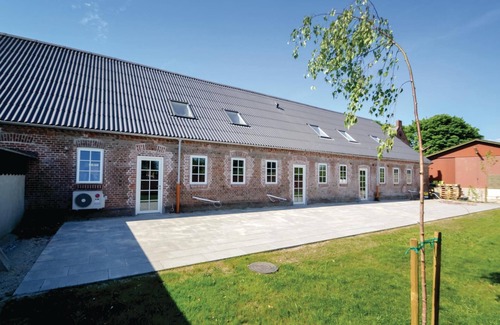 Allingabro House | Lovely home in Allingåbro with kitchen