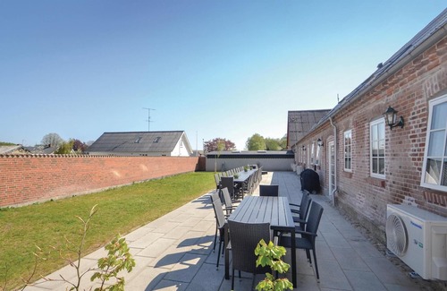 Allingabro House | Lovely home in Allingåbro with kitchen