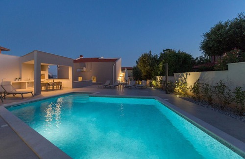 Barbariga House | Lovely home in Barbariga with WiFi