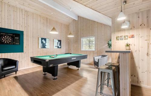 Blavand House | Lovely Home In Blåvand With Kitchen