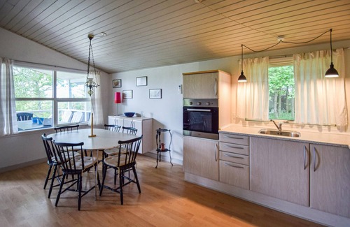 Ristinge House | Lovely home in Humble with kitchen