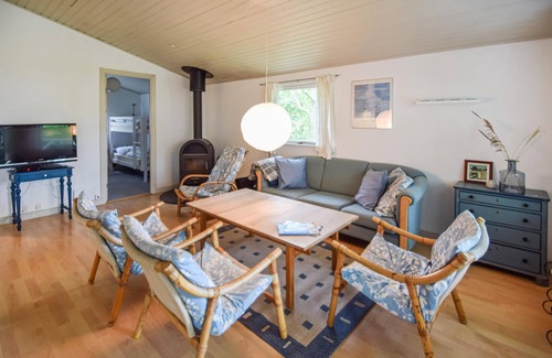 Ristinge House | Lovely home in Humble with kitchen