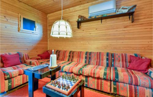 Sveti Ilija House | Lovely Home In Kneginec With Sauna