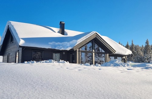 Lillehammer House | Lovely home in Lillehammer with kitchen