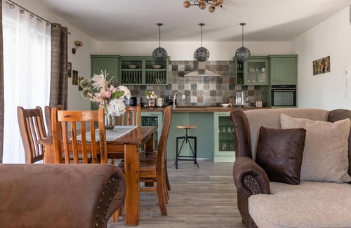 Medulin House | Lovely home in Medulin with WiFi
