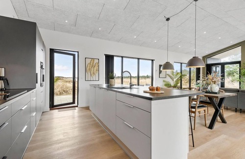 Grærup Strand House | Lovely home in Oksbøl with sauna