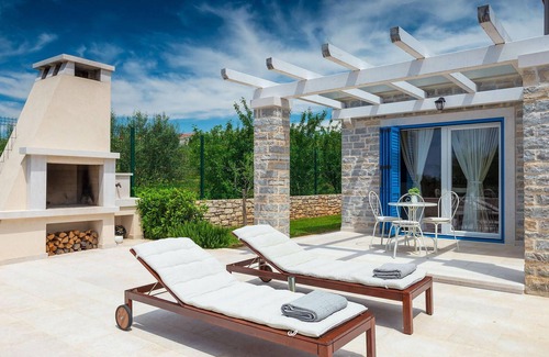 Tar-Vabriga House | Lovely home in Porec with sauna