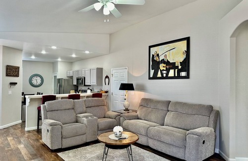 Reno House | Lovely Home in Safe Quiet Neighborhood, 5 Miles from Downtown