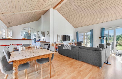 Ringkøbing-Skjern Municipality House | Lovely home in Skjern with WiFi