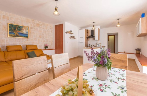 Stankovci House | Lovely home in Stankovci