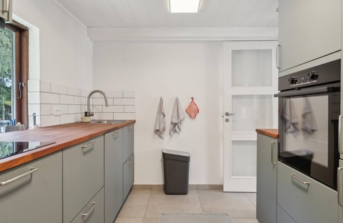 Thyholm House | Lovely home in Thyholm with sauna