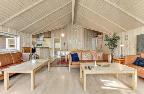 Arrild Ferieby House | Lovely home in Toftlund with sauna