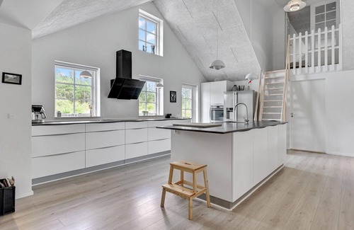 Øhuse House | Lovely home in Ulfborg with sauna