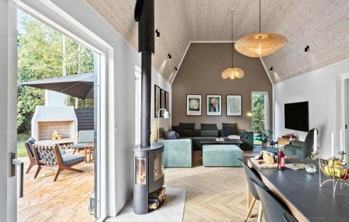Bøtø By House | Lovely Home In Væggerløse With Sauna